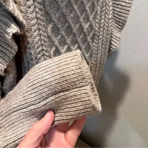 H&M Cream Chunky Knit Sweater - Picture 6 of 7